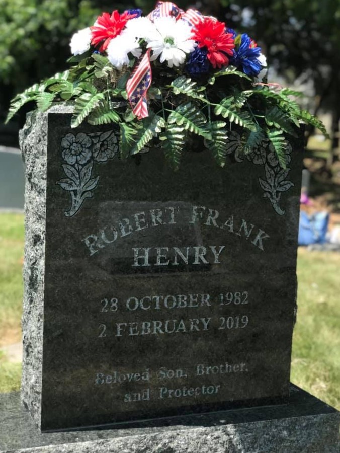 Robert Henry’s tombstone in Virginia. Photo courtesy Sylvia Henry